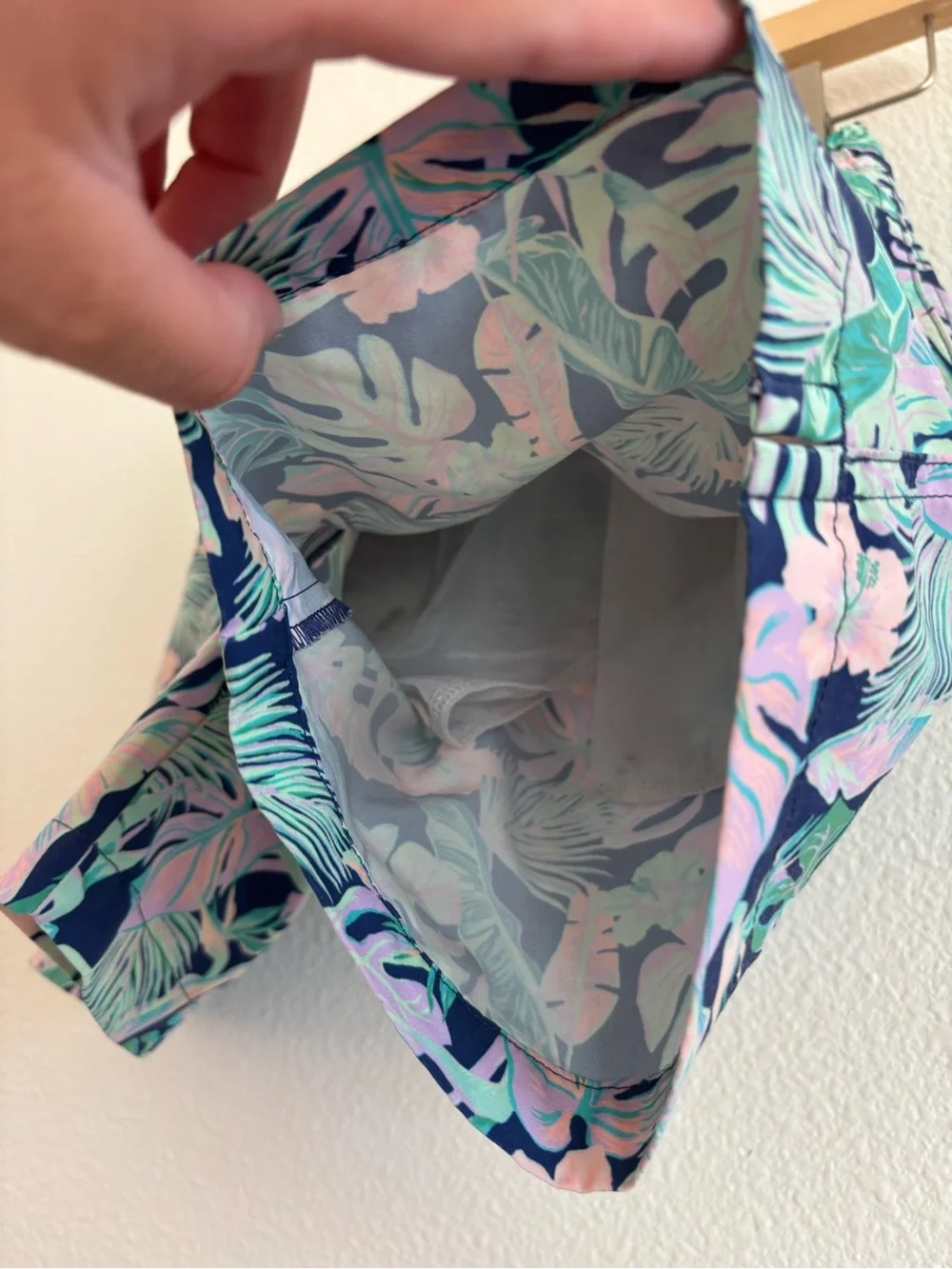 Chubbies swim trunks Night Faunas youth size 8/9